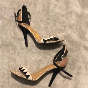 Tribal heel